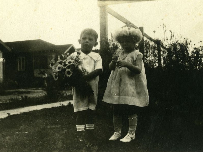 fay_viosca_pics_101 (1697 visits) Randall C Viosca and Lucile Maduell fay_viosca_pics_101