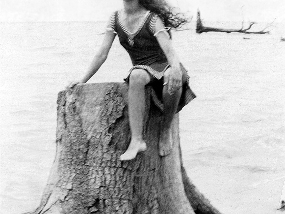 fay_viosca_pics_008 (1771 visits) Alice Baudean posing for the camera. "Tess of the Storm Country." is written on the back of the phot... fay_viosca_pics_008