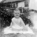 fay_viosca_pics_063 (1336 visits) Jerry Viosca at nine months.
Alice wrote on back of photo 'Jerry at 9 mos. making "funny face"' fay_viosca_pics_063