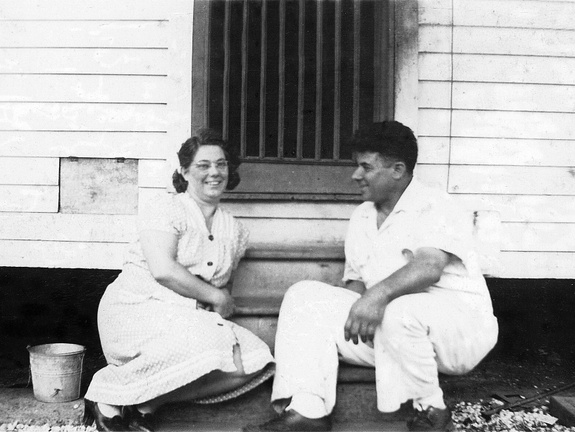 fay_viosca_pics_075 (6210 visits) Alice Baudean Viosca and Randall Felix Viosca
House on Ada Place. fay_viosca_pics_075