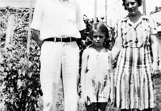 fay_viosca_pics_096 (2495 visits) L-R: Edwin Lott, Mary Lou Lott, Louise Baudean Lott (Aunt Lucy) (JUN? ?6 1939) fay_viosca_pics_096