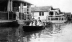 fay_viosca_pics_104 -- L-R: Unknown, Fay Viosca, Randall Viosca, Alice Baudean Viosca, Robert VioscaPossibly taken during the Great Mississippi Flood of 1927