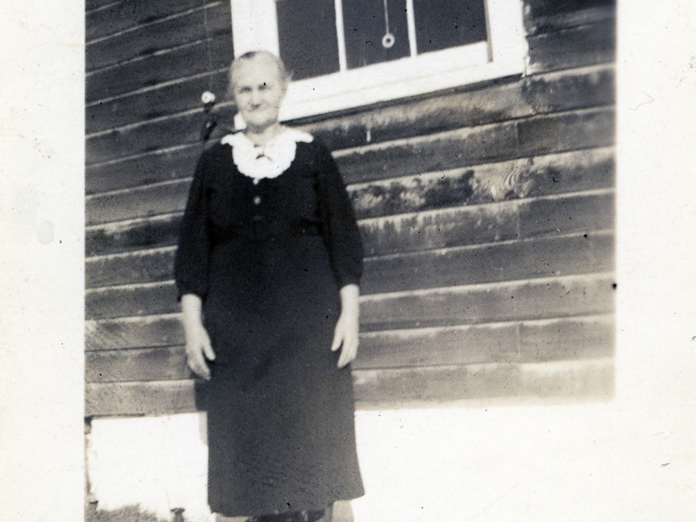 Kasparek Lot 9 Folks 1900-1949 007