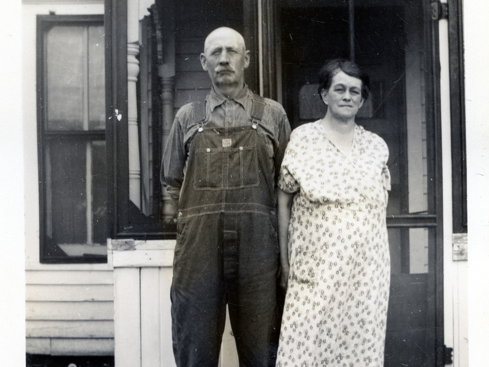 Kasparek Lot 9 Folks 1900-1949 008