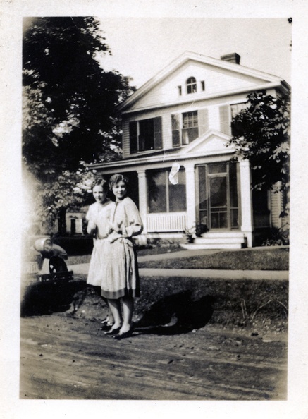 Kasparek_Lot_9_Folks_1900-1949_017.jpg