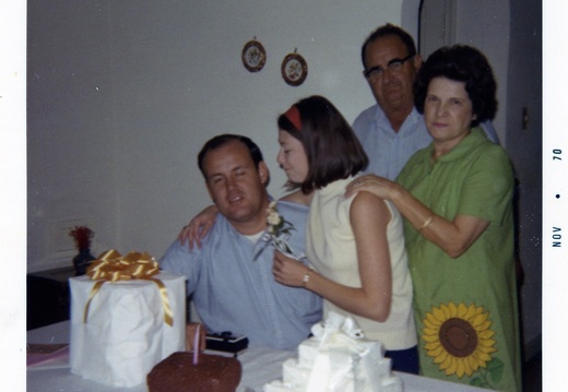 VicDeanneWedding_053 (1603 visits) Victor and Deanne Viosca, 1969, Wedding and Honeymoon. VicDeanneWedding_053
