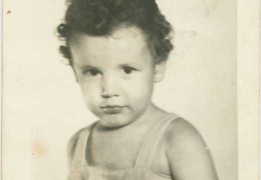 VicVioscaAlbum_068 (1619 visits) Victor Willard Viosca Jr.
On back: Victor Viosca, 2 years old VicVioscaAlbum_068