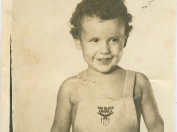 VicVioscaAlbum_069 (1454 visits) Victor Willard Viosca Jr.
On back: 2 years old VicVioscaAlbum_069
