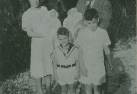 VicVioscaAlbum_089 (3760 visits) From back: Sept 25 1946 Twins' Christening Day
Louise Viosca holding Barbara L Viosca, Willard Viosc... VicVioscaAlbum_089