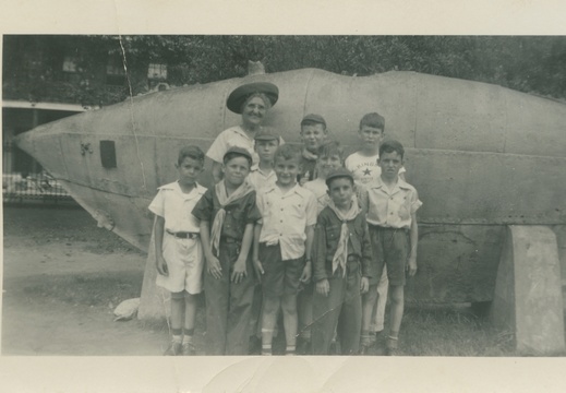VicVioscaAlbum_103 (1718 visits) Mrs. Mary Carpri taken with cub scouts on trip - in Jackson Square. Rene [Charles Viosca front midd... VicVioscaAlbum_103