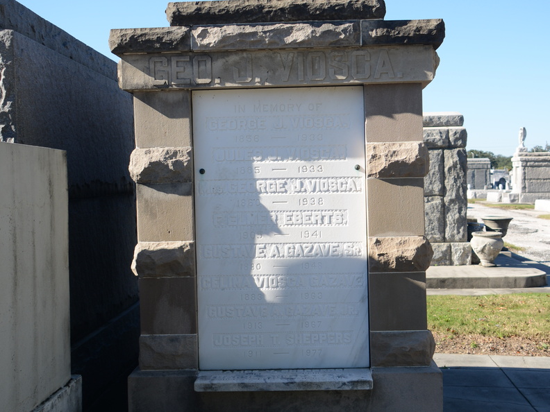 GeorgeJViosca Grave (1026 visits) GeorgeJViosca Grave