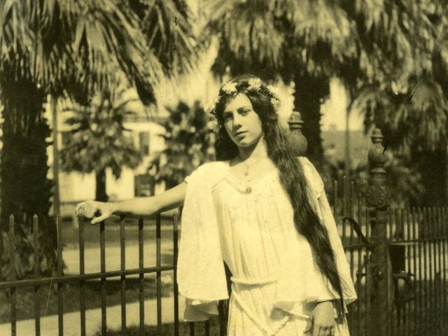 fay_viosca_pics_023 (1486 visits) Alice Baudean fay_viosca_pics_023