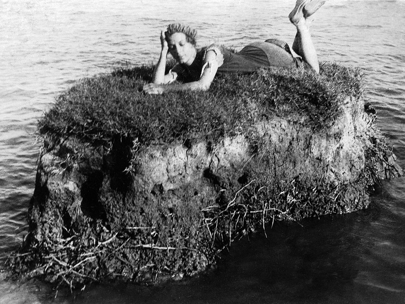 fay_viosca_pics_100 (2449 visits) Alice Baudean on a hummock. Most likely in Mandeville. Hummock probably created from shore erosion/s... fay_viosca_pics_100