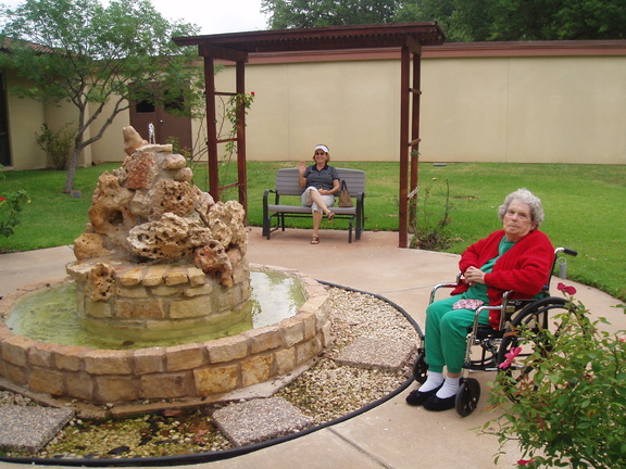 VicViosca_GG_April-2006-178 (1517 visits) Front: Louise Fernandez Viosca
Back: Barbara Viosca VicViosca_GG_April-2006-178